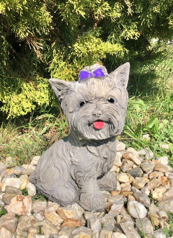 Zahradní betonová dekorace Jorkšír