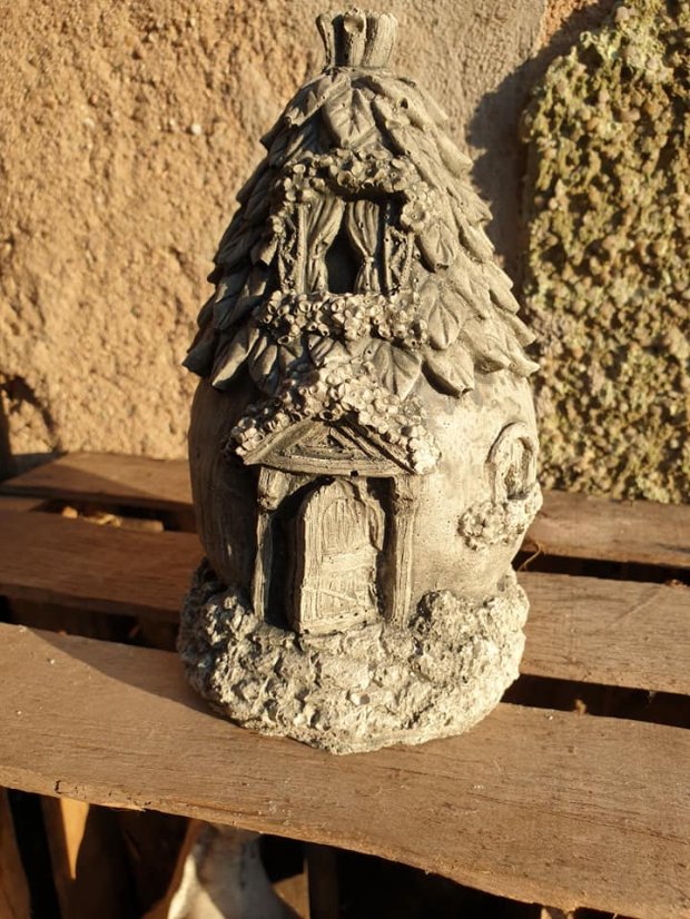 Steinfigur Gartenfigur Feenhaus zippel 20x11 550