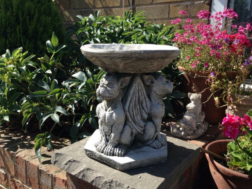 Steinfigur Gartenfigur Vogeltraenke Gargoyle 26x23 1125