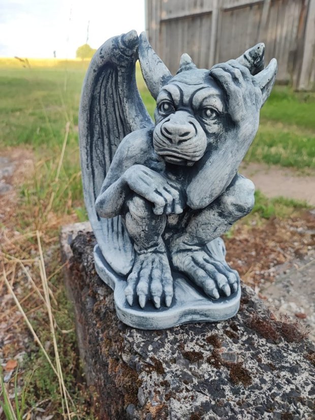 Steinfigur Gartenfigur Gargoyle fred 28x22 990