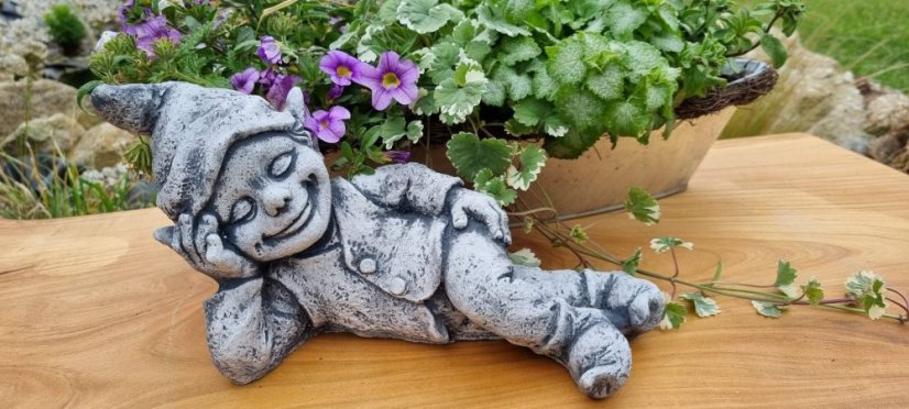 Steinfigur Gartenfigur Elfe Gondor 15x30cm