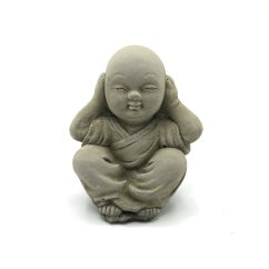 Zahradní betonová dekorace - Malý Mnich - neslyším