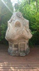 Steinfigur Gartenfigur Feenhaus Blume 38x23 1125