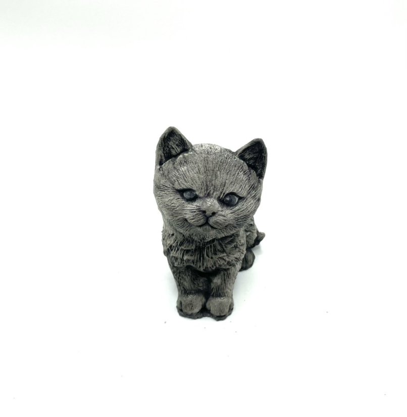 Zahradní betonová dekorace - Sedící koťátko "Kitty"